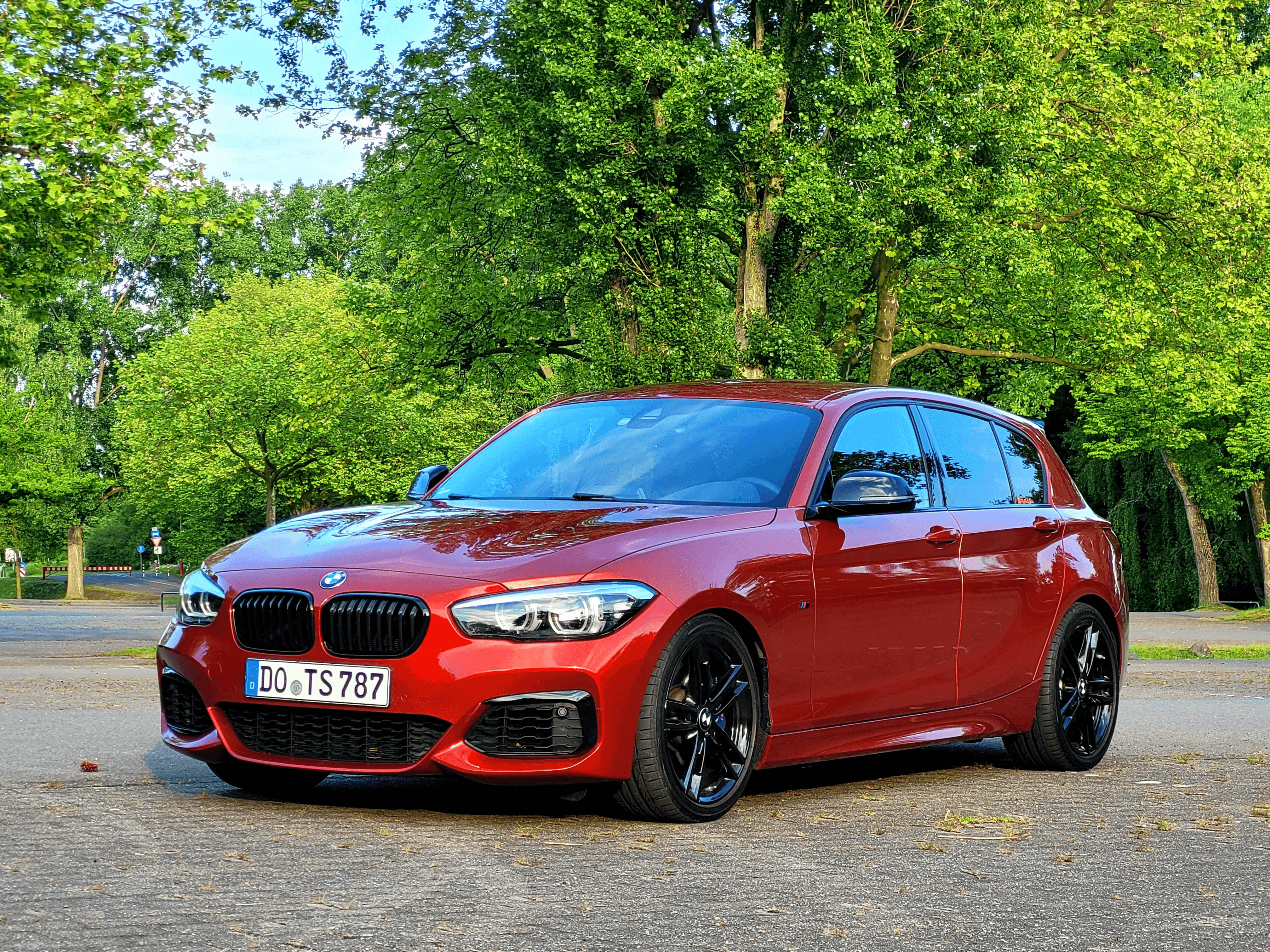 BMW M140i